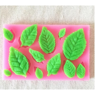 Khuôn silicon 3D 12 lá hoa hồng