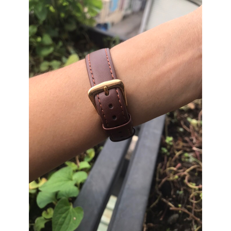 Đồng hồ Alba kiểu dáng vintage, mặt trăng sao