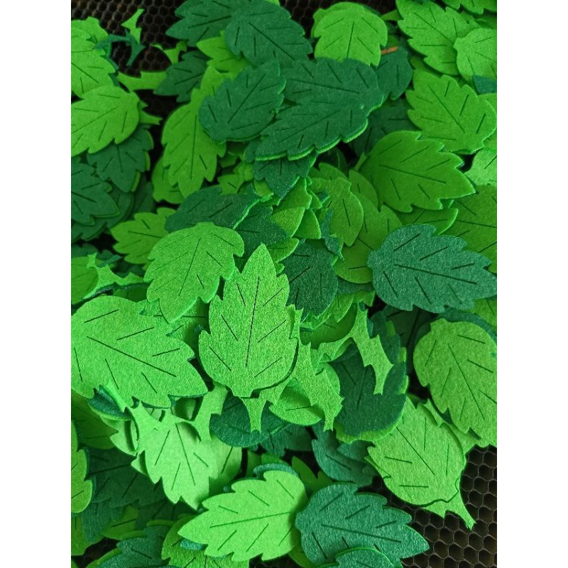 Lá nỉ dập sẳn trang trí Mầm Non