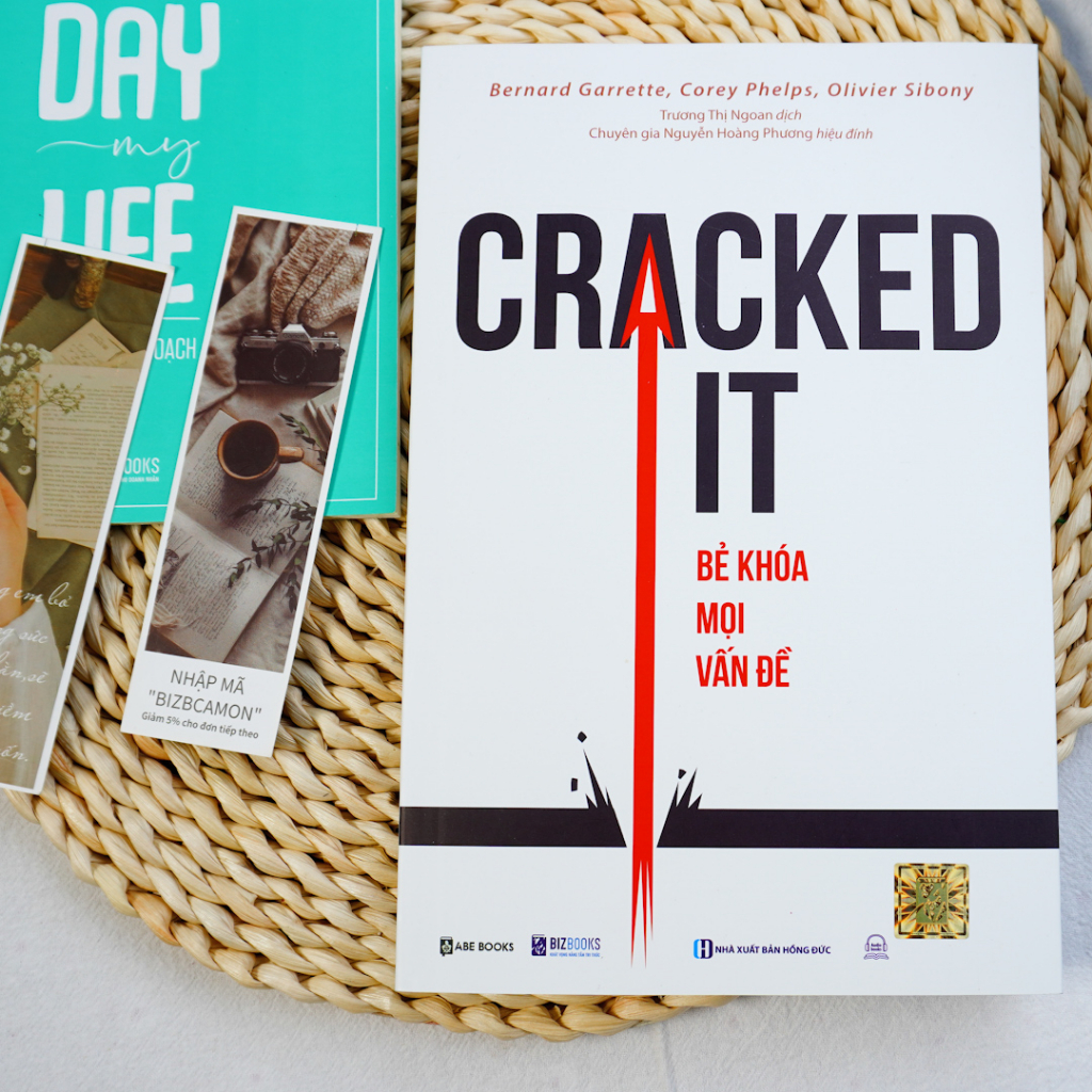 Sách Cracked It! Bẻ Khoá Mọi Vấn Đề - Phương Pháp 4S