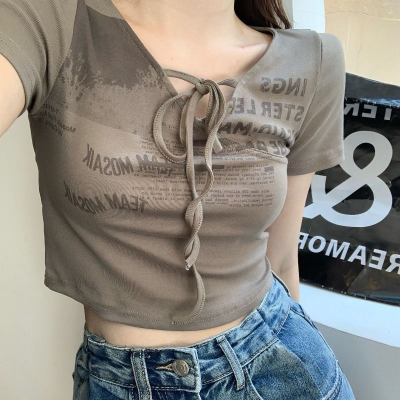 áo croptop cổ tim kèm dây buộc có thể sáng tạo để buộc thành nhiều kiểu cd18