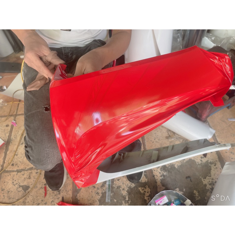 Decal màu đỏ cờ cao cấp, Decal dán xe máy ô tô