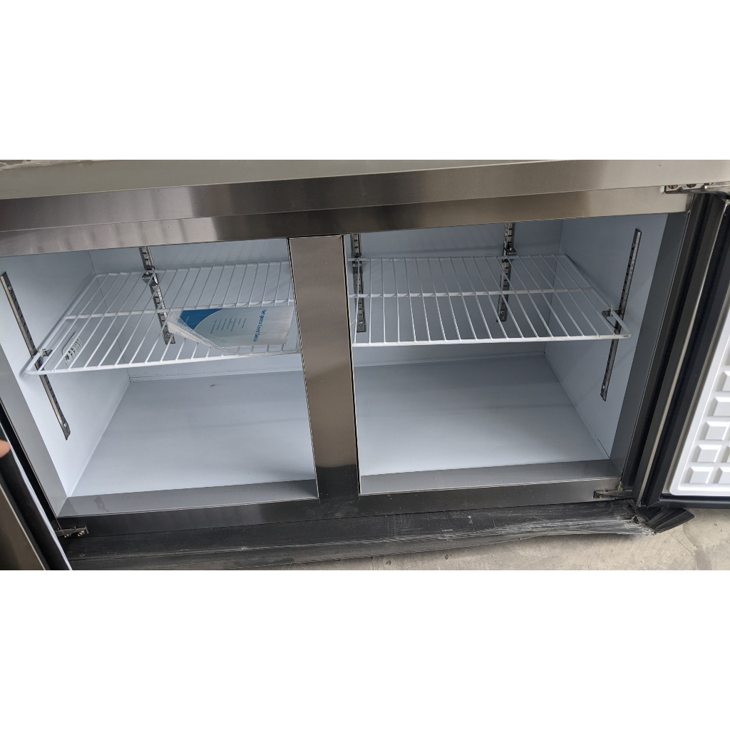 Bàn mát, đông dài1.5m, cánh cửa inox, Hai chế độ tùy chỉnh  270L