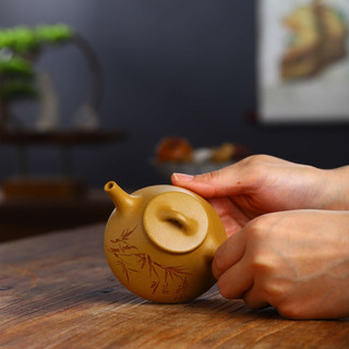 Ấm Tử Sa Nghi Hưng Thạch Biều 130 ml (Hoàng Kim Đoạn Nê, Nghệ Nhân Yên Tân Phụng)