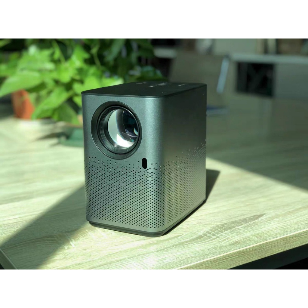 Máy chiếu đi cảnh N9 Fly Ram 4G Hệ Điều Hành androi9 chuyên phục vụ phòng bay và xem phim tại gia đình