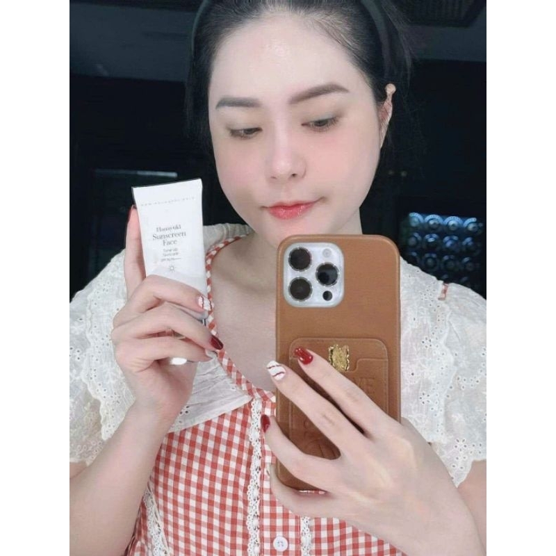 Chống nắng nâng tông cho mặt HANAYUKI tuýp 50g