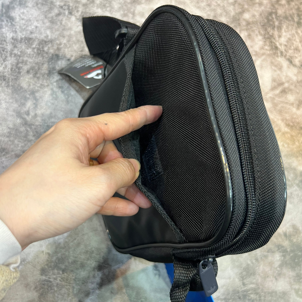 TÚI ADIDAS IPAD MINI BAG 2018 NHỎ GỌN THỜI TRANG