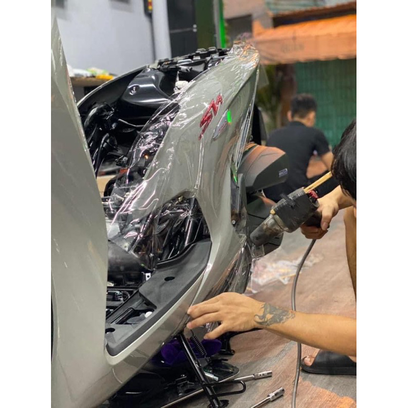 Decal ninong trong suốt siêu bóng cao cấp, Decal keo trong dán xe máy