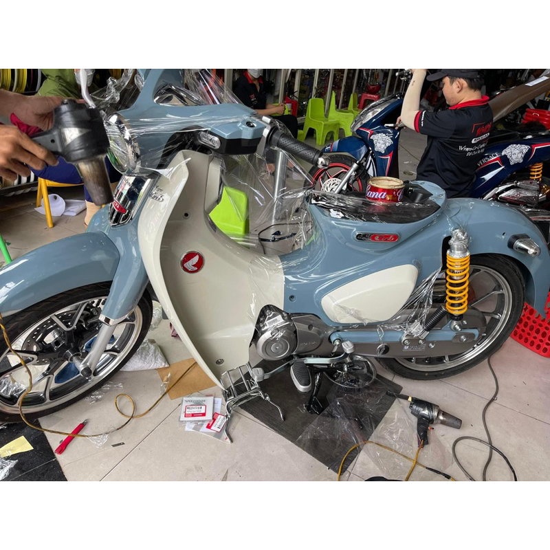 Decal ninong trong suốt siêu bóng cao cấp, Decal keo trong dán xe máy