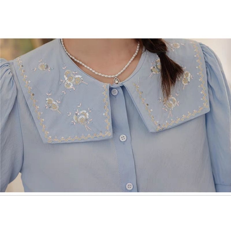 Áo sơ mi cotton cổ bản rộng thêu họa tiết