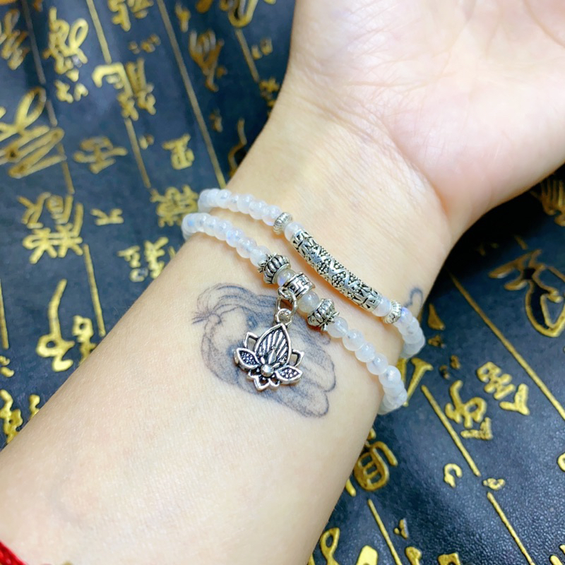 vòng tay đá mặt trăng 3,5li mix cham bạc thái ☯ Hợp mệnh kim, thuỷ ☯ May Mắn ☯ Sức Khoẻ Tài Lộc