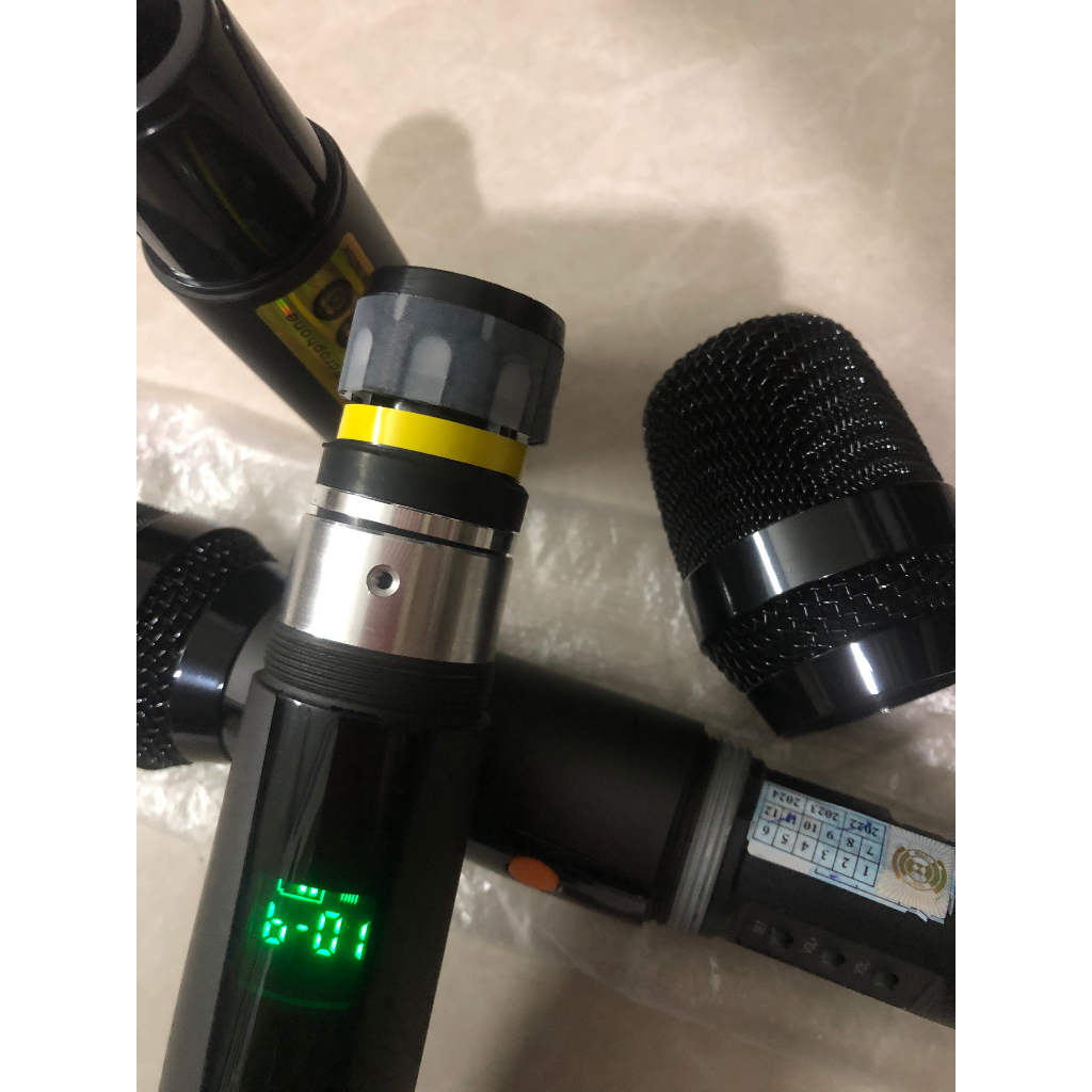 Micro loa kéo chóng hú