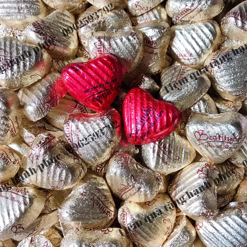 Combo 50,100 viên socola chocolate hình trái tim vàng làm quà cưới, quà 14/2
