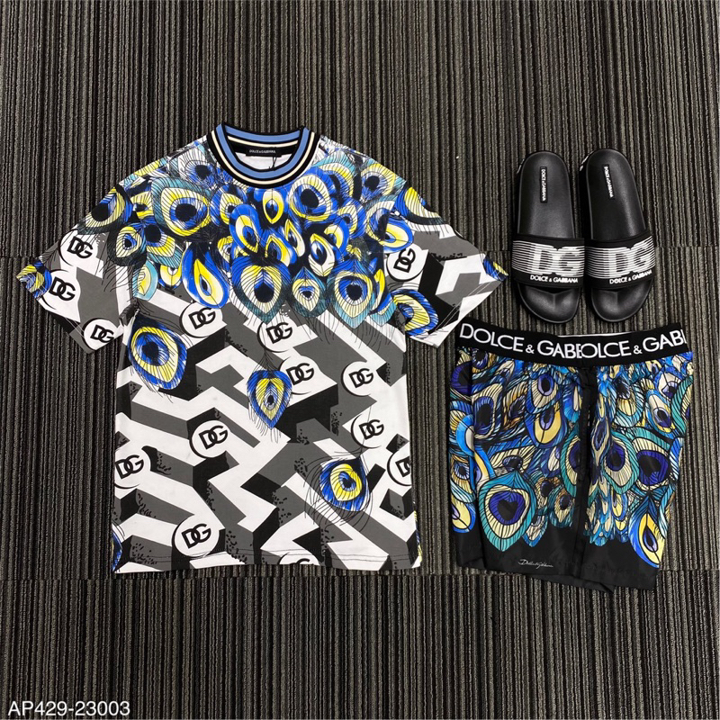 Áo phông lông công hoạ tiết nổi bật ,fom lên dáng đẹp 2023