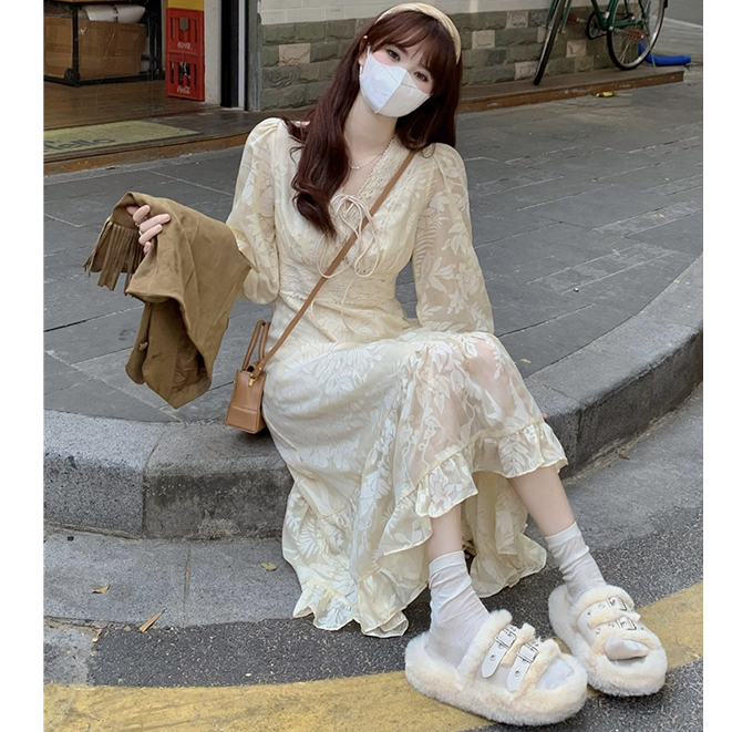 Đầm maxi hoa cổ V tay dài bồng, váy maxi nữ dáng dài tay phồng phối cardigan vintage thời trang Hàn Quốc 9846