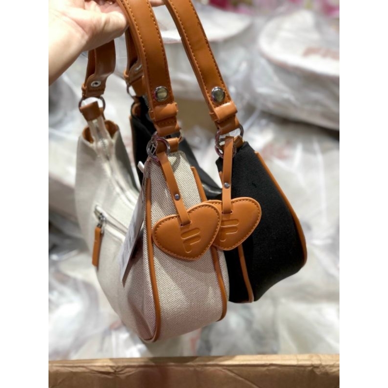 Túi FILA HOBO KẸP NÁCH ❌ Fulltag chuẩn hãng như store.