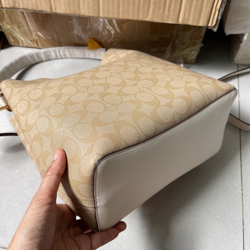 Túi đeo chéo bucket