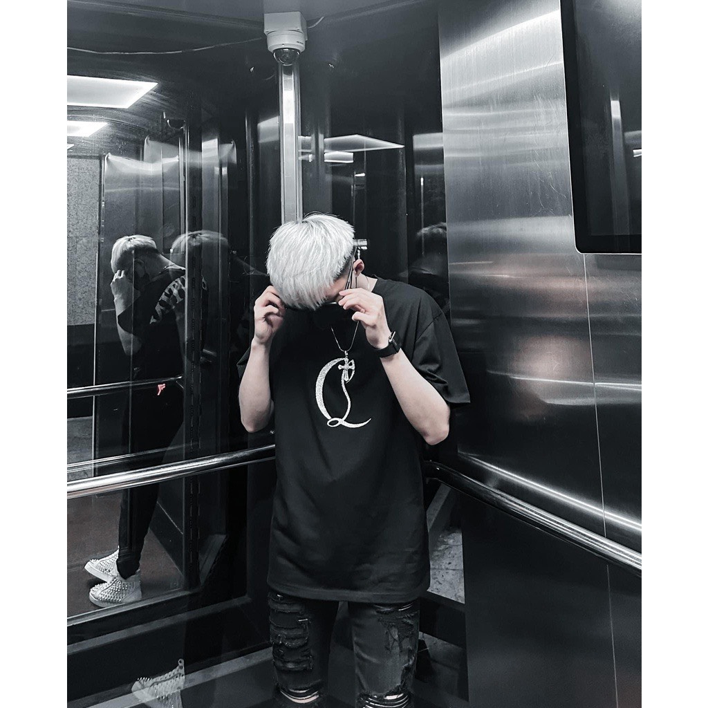 Áo Thun Louboutin Form Rộng Tay Lỡ In Nhũ Kim Tuyến , Áo Phông Tay Lỡ I Love Louboutin Vải Cotton Cao Cấp | BigBuy360 - bigbuy360.vn