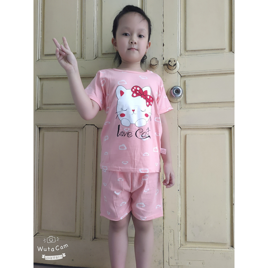 Bộ quần áo bé gái LiLiKids chất cotton thoáng mát, thấm hút mồ hôi cực tốt hình họa tiết dễ thương cho bé từ 7-19Kg