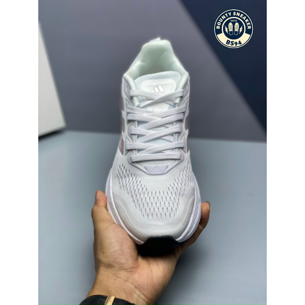 Giày Thể Thao Adidas Questar Chính Hãng