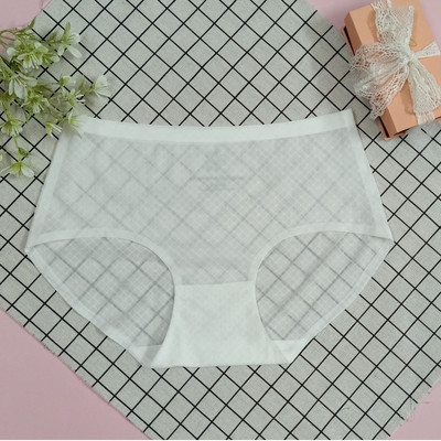 [BST mới] Quần lót nữ biết thở cạp cao không đường may Vicci 210 kẻ caro thông hơi màu trắng