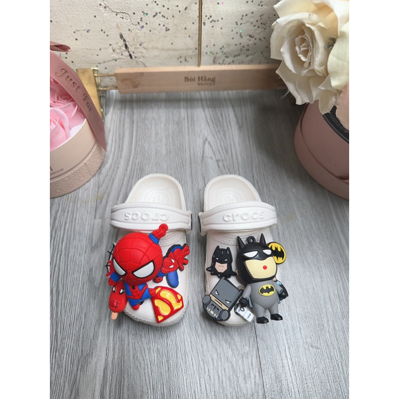 Quà Tặng tên Dép siêu nhân,người nhện,bát man,đội trưởng