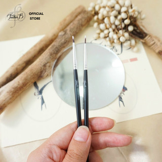 Cọ eyeliner nhỏ feather b - m250