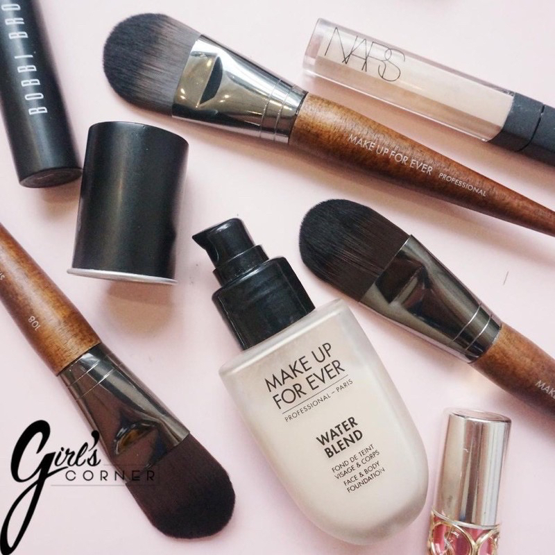 Cọ nền dẹt 108 Makeup Forever