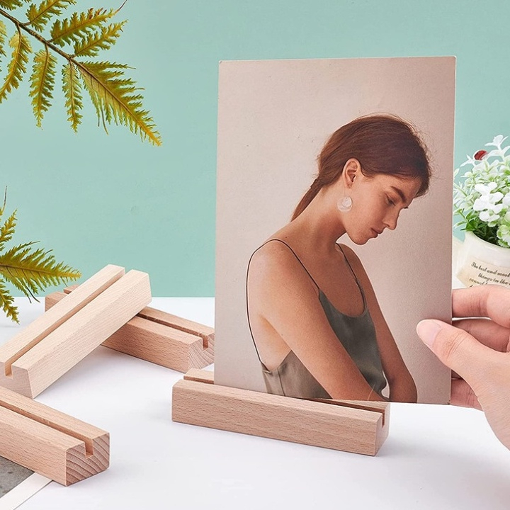 Giá đỡ kẹp ảnh, bưu thiếp để bàn khe ảnh Đứng  -  được thiết kế đơn giản bằng chất liệu gỗ cao cấp COMIN DECOR