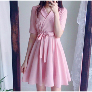 Đầm cổ vest thắt nơ eo