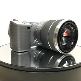 Máy ảnh sony alpha nex-5 + kit còn rất đẹp