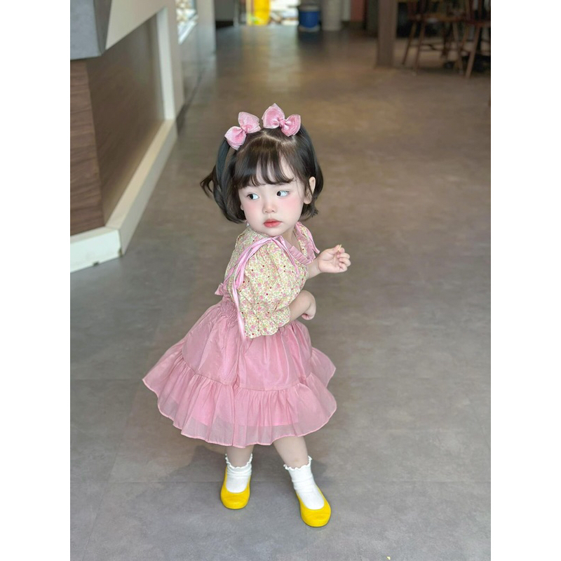 Set Váy 2 Dây Kèm Áo Hoa Nhí Tay Bồng Cho Bé Gái WOWKIDS Chất Liệu Mềm Mại Phong Cách Tiểu Thư Từ 8-22kg