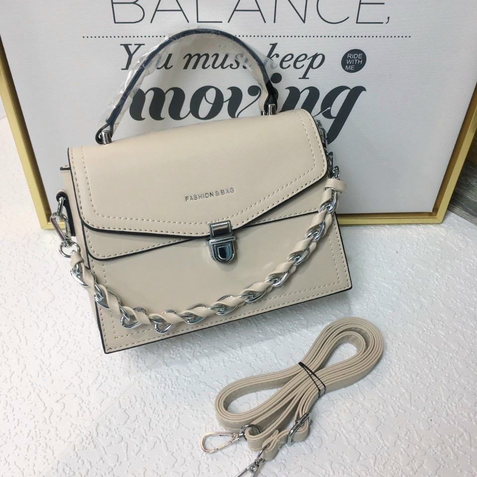Túi Xách Nữ CK Thời Trang Dáng Vuông Khoá Bấm Kèm Dây Xích Phong Cách