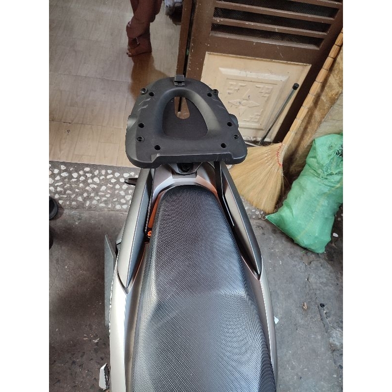 Cảng Givi SRV Vario150