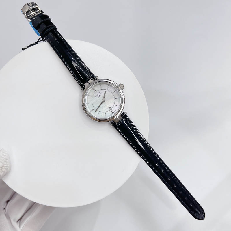 Đồng hồ nữ dây da T.S, size 26mm, mặt tròn, chống nước, kính chống trày, dây da bóng sang trọng dành cho nữ