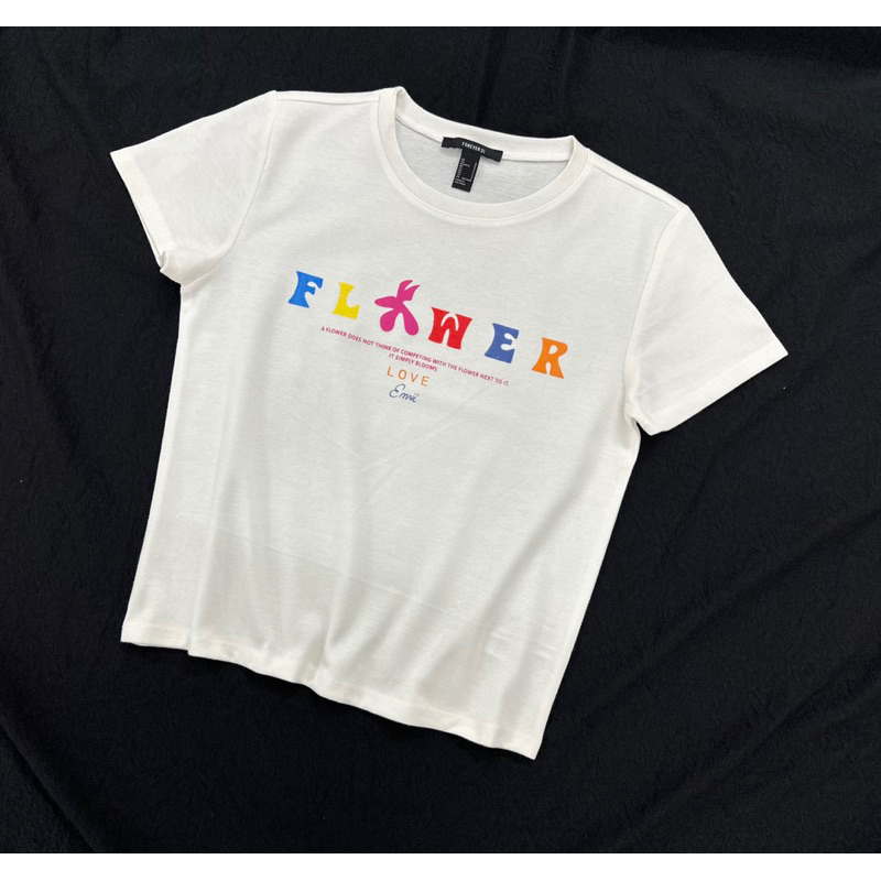 Áo thun baby tee cotton kem chữ FLOWER