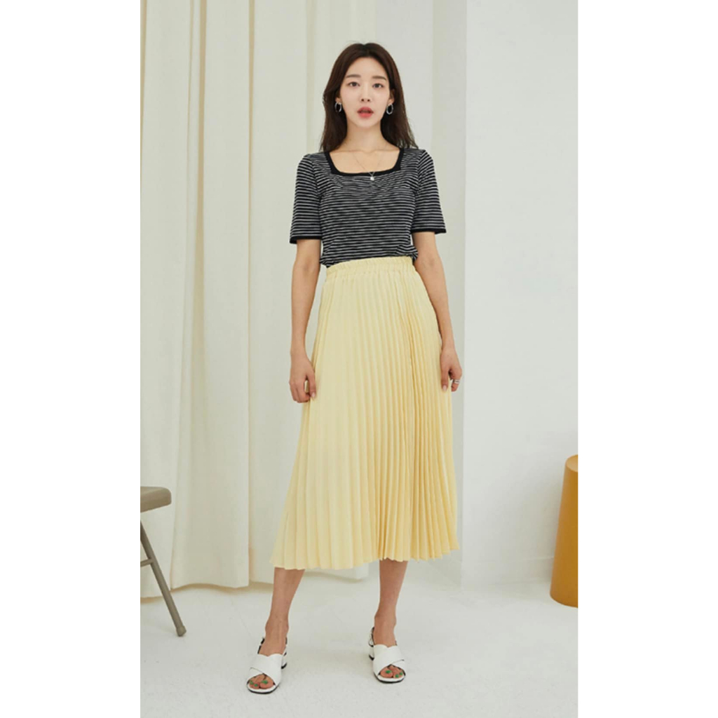 Chân váy xếp ly dáng dài phong cách Hàn Quốc đơn giản cho nữ