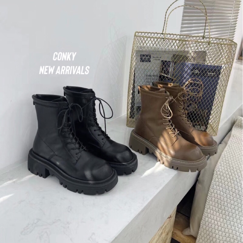 ￼Combat boots dây có khoá kéo