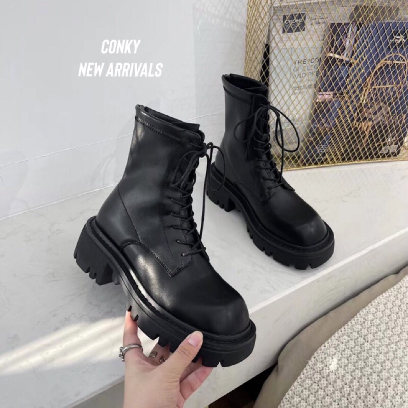 ￼Combat boots dây có khoá kéo