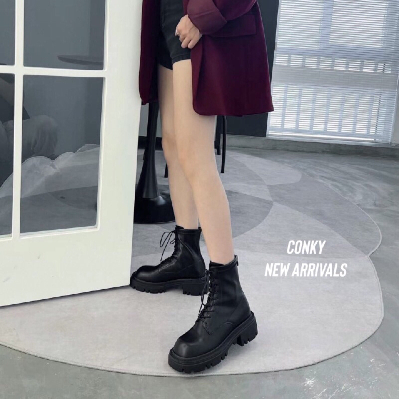 ￼Combat boots dây có khoá kéo