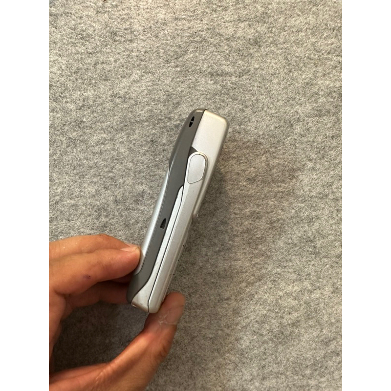 Điện thoại Nokia 6820 Bạc Chính hãng