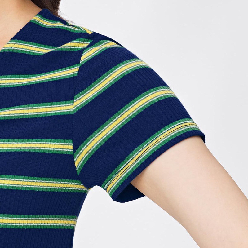 Áo thun kiểu gân tăm cổ tim rút dây trước ngực - GU thời trang Nhật Bản sành điệu