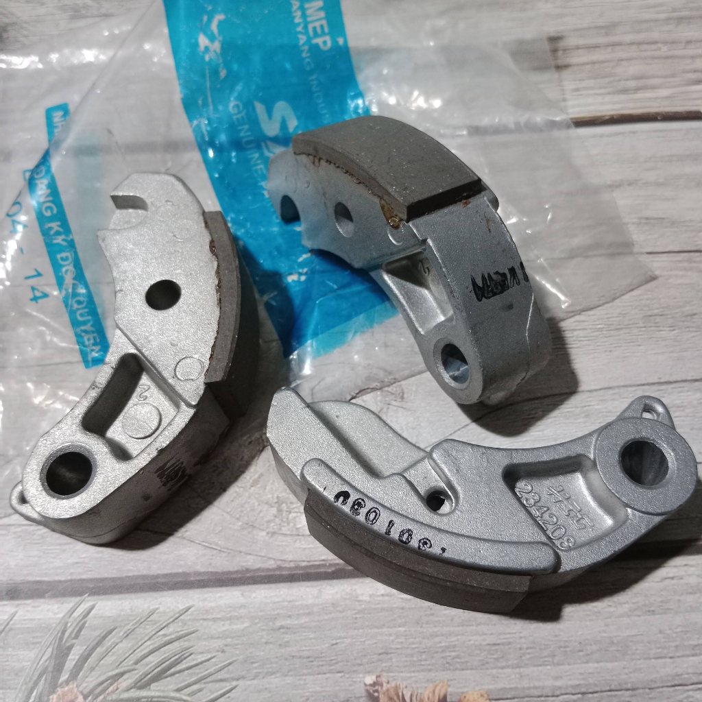 Bố 3 càng carbon chống rung ga đầu hiệu quả Air Blade 110 ,125 , 150 , Click , Vision cũ , Vario , PCX , SH , Lead , NVX