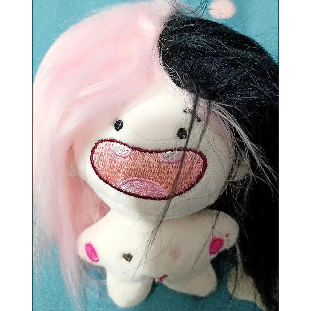 Móc khóa doll búp bê tóc đen hồng tóc xù Blackpink