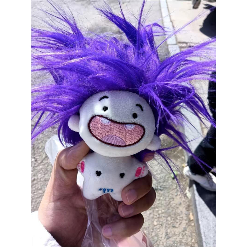 Móc khóa doll búp bê tóc đen hồng tóc xù Blackpink