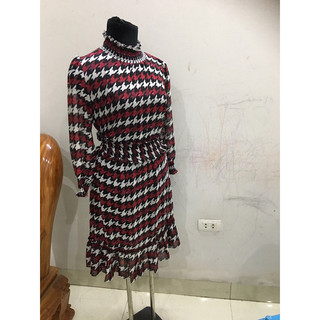 Đầm voan Studio One họa tiết Zic zac  size 2, 8