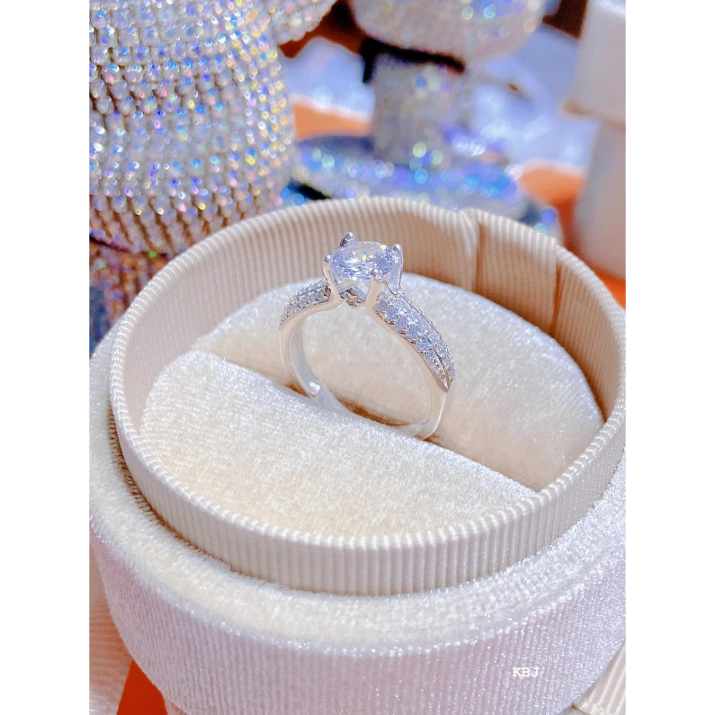 Nhẫn nữ đá cao  bạc ta chuẩnt