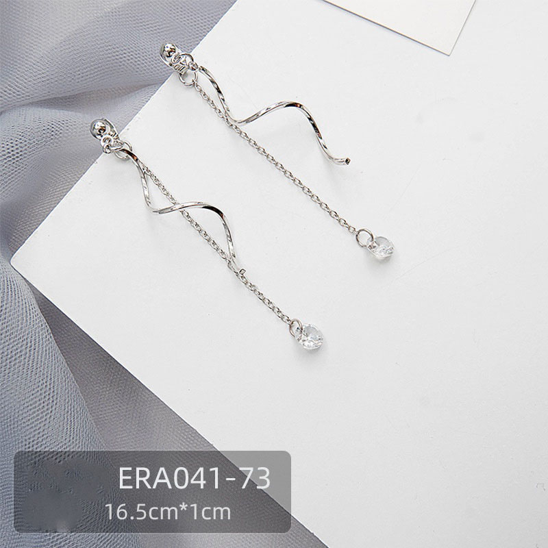 Bông tai tua rua bông tuyết