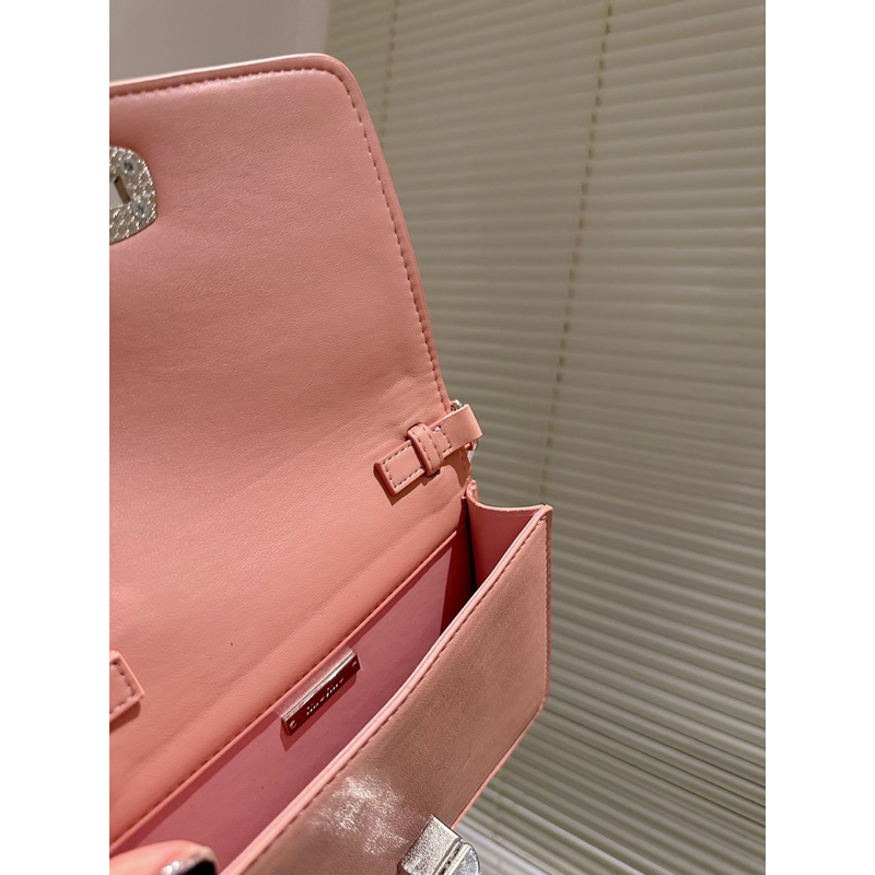 Túi đeo chéo MiuMiu da cừu cực mềm full box pink