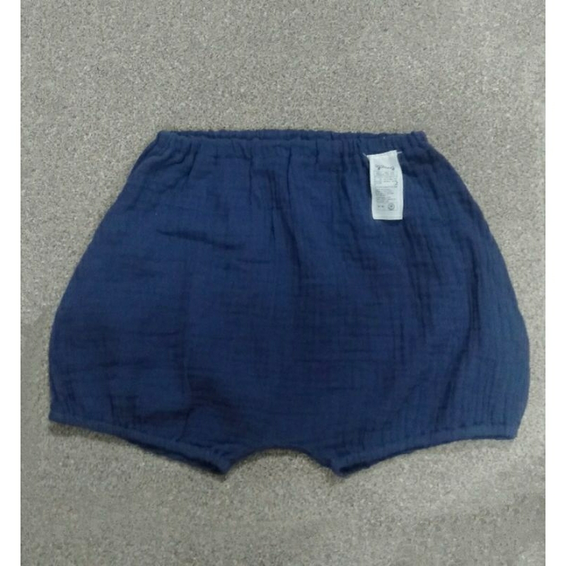 - Quần bí Agabang